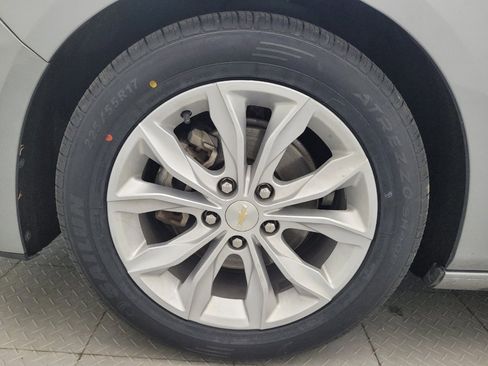 Used 2023 Chevrolet Malibu LT FWD image 31