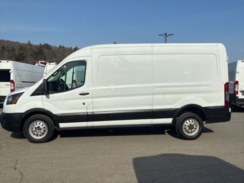 Used 2023 Ford Transit 350 Medium Roof AWD image 4