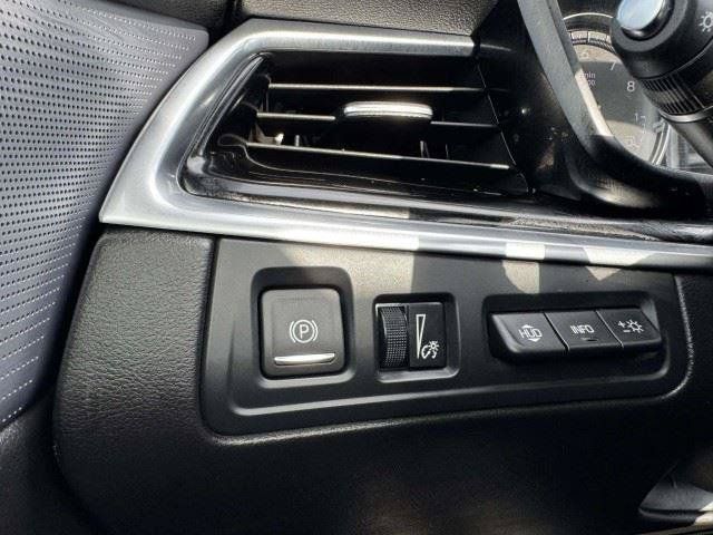 Used 2024 Cadillac XT6 Sport w/ Technology Package AWD/4WD image 24