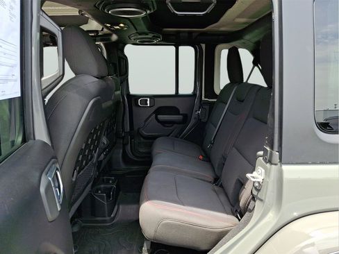 Used 2020 Jeep Wrangler Unlimited Rubicon AWD/4WD image 30