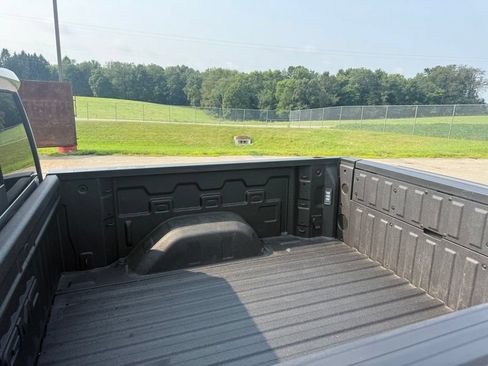 Used 2026 GMC Sierra 1500 AT4 w/ AT4 Premium Package AWD/4WD image 7