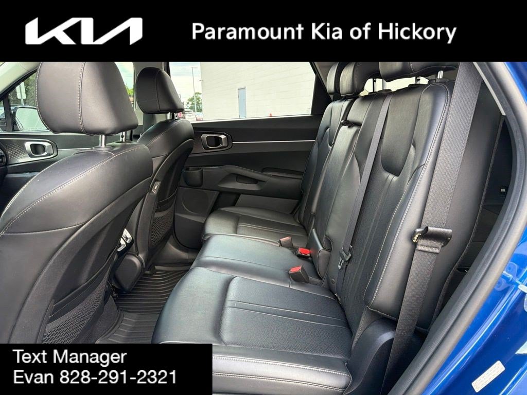 Used 2023 Kia Sorento S w/ Panoramic Sunroof Package FWD image 14