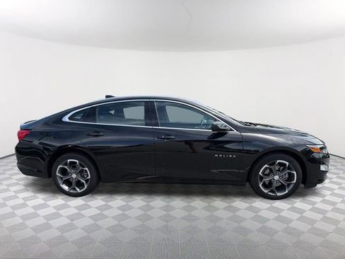 Used 2025 Chevrolet Malibu LT FWD image 4