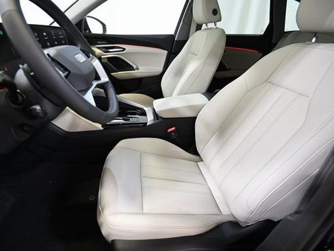 New 2025 Audi Q5 Premium Plus AWD/4WD image 8