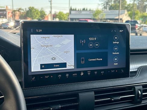 Used 2024 Lincoln Corsair FWD image 13