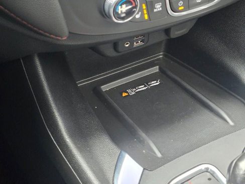 Used 2022 Chevrolet Traverse RS w/ LPO, Floor Liner Package image 33