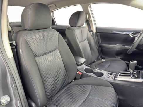 Used 2017 Nissan Sentra SR w/ SR Midnight Edition image 33