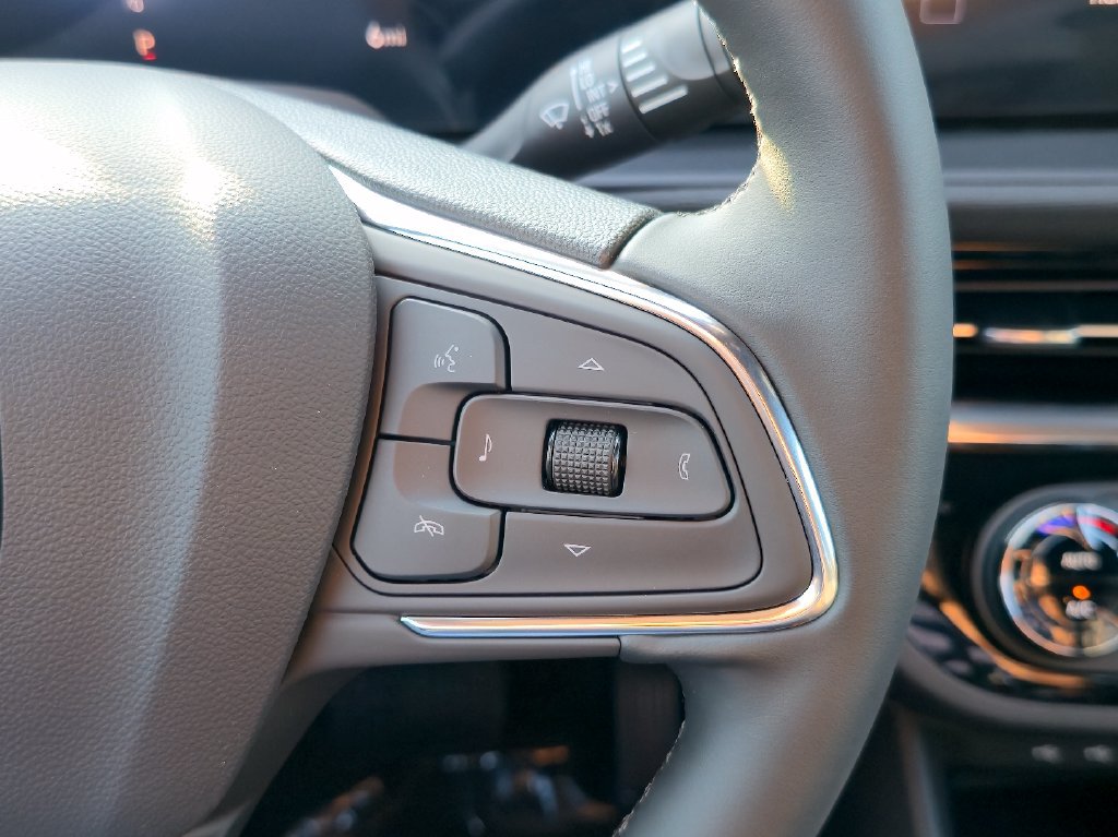 New 2026 Buick Envista Sport Touring w/ Convenience I Package FWD image 18