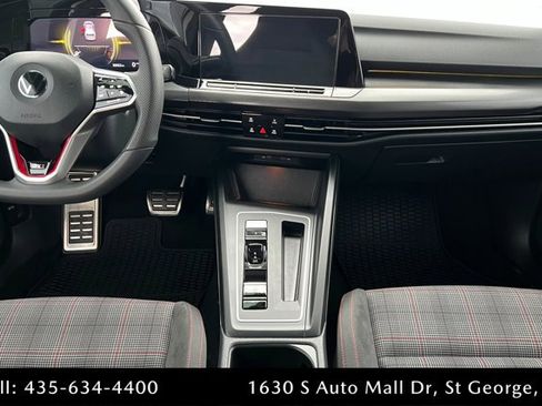 Used 2022 Volkswagen GTI SE image 13