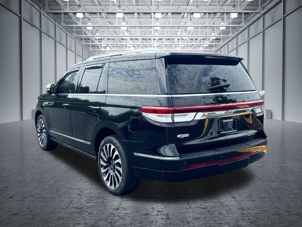 Used 2022 Lincoln Navigator Black Label AWD/4WD image 6