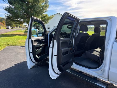 Used 2015 GMC Sierra 2500 SLE w/ SLE Preferred Package image 25