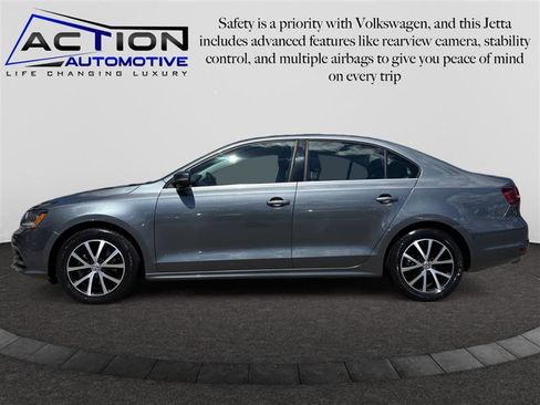 Used 2018 Volkswagen Jetta SE image 5