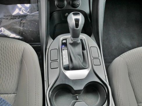 Used 2018 Hyundai Santa Fe Sport image 25