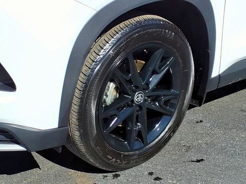 Certified 2025 Toyota Grand Highlander AWD Hybrid image 9