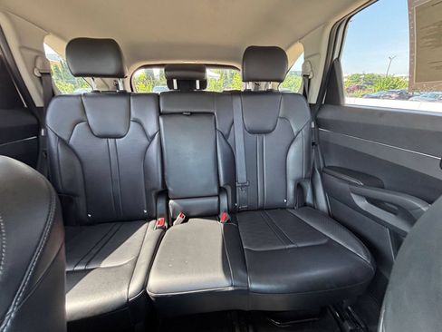 Used 2024 Kia Sorento S FWD image 38
