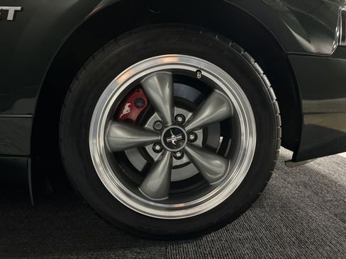 Used 2001 Ford Mustang GT image 37