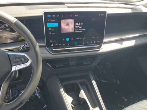 New 2026 Volkswagen Tiguan S FWD image 20