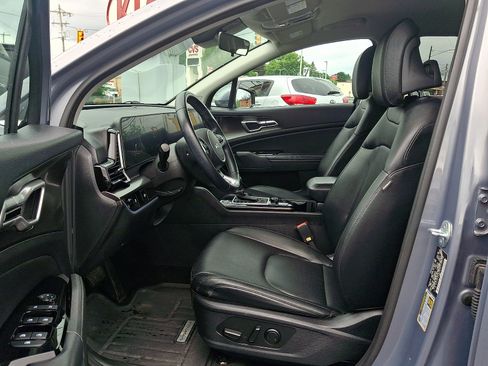 Used 2024 Kia Sportage EX AWD/4WD image 13
