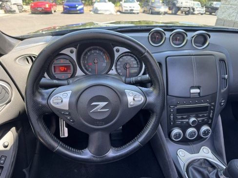 Used 2013 Nissan 370Z Touring RWD image 24