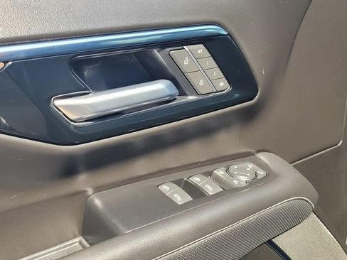 Certified 2025 Chevrolet Tahoe Premier AWD/4WD image 15