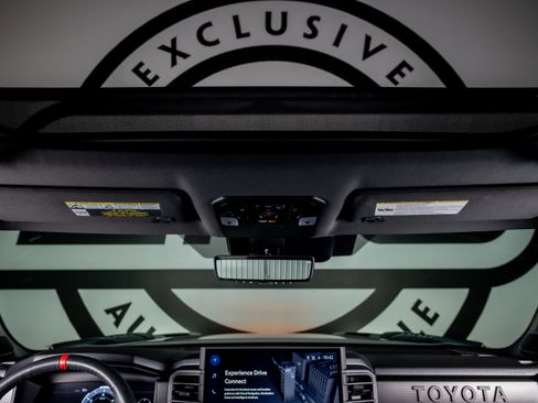 Used 2025 Toyota Sequoia TRD Pro AWD/4WD image 9