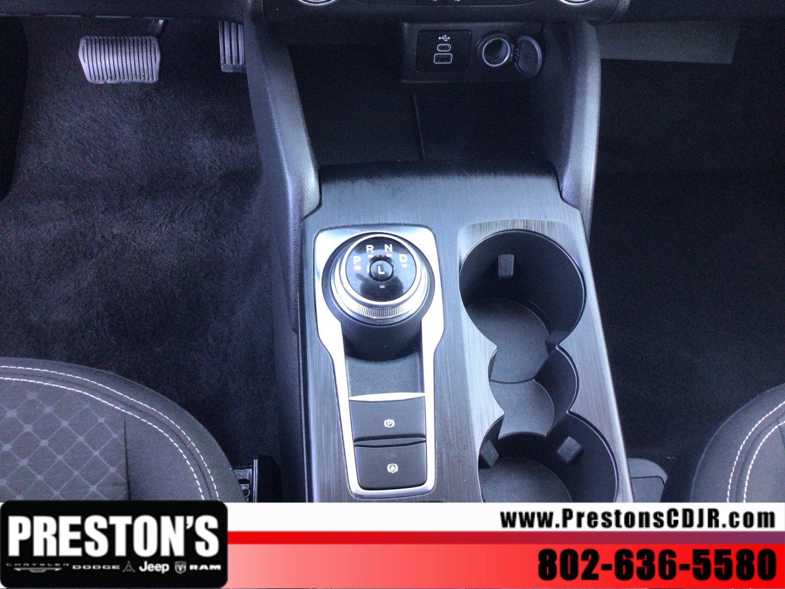 Used 2025 Ford Escape Active AWD/4WD image 18