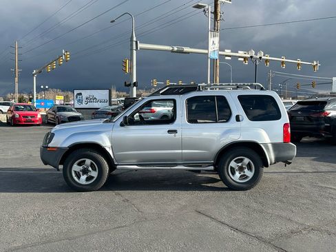 Used 2004 Nissan Xterra XE AWD/4WD image 7