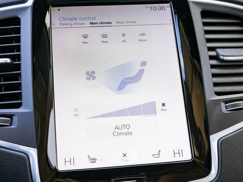 Used 2019 Volvo XC90 T5 Momentum w/ Multimedia Package image 12