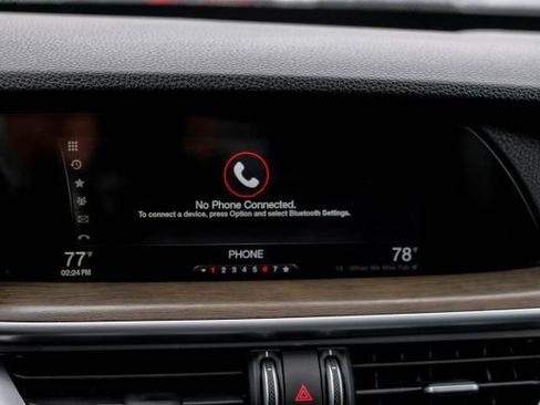 Used 2018 Alfa Romeo Stelvio Ti Sport image 38