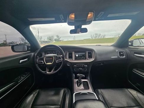 Used 2021 Dodge Charger SXT w/ Leather Interior Group image 12