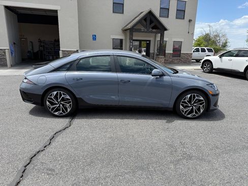 Used 2024 Hyundai Ioniq 6 SEL AWD/4WD image 9