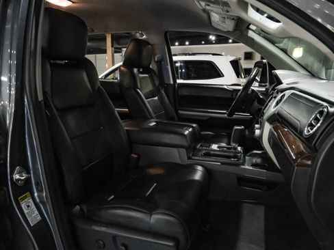 Used 2017 Toyota Tundra Limited image 30