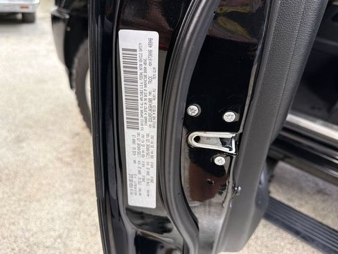 Used 2019 RAM 2500 Laramie AWD/4WD image 57