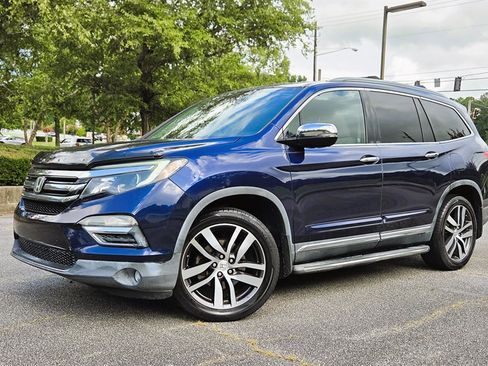 Used 2016 Honda Pilot Touring image 1