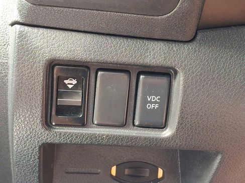 Used 2010 Nissan Altima 3.5 SR image 20