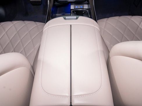 New 2026 Mercedes-Benz S 500 4MATIC image 19