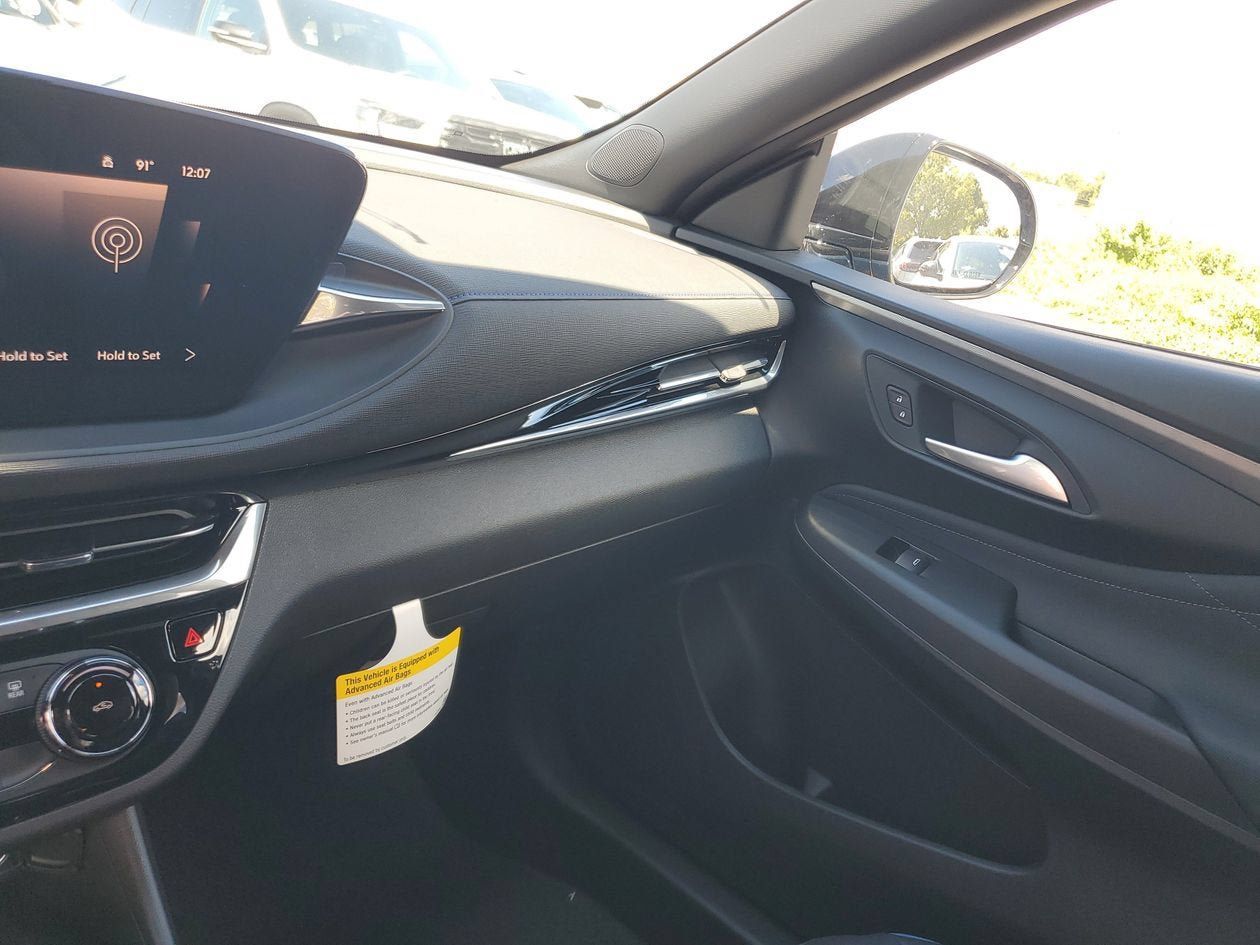 New 2026 Buick Envista Sport Touring w/ Convenience II Package FWD image 25