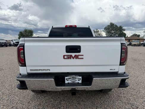 Used 2018 GMC Sierra 1500 SLT AWD/4WD image 9
