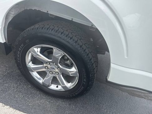 Used 2022 Ford F150 Lariat RWD image 9