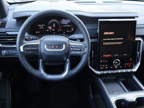 New 2026 GMC Acadia Elevation image 17