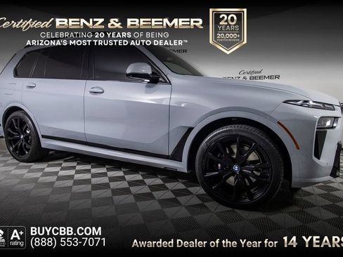 Used 2024 BMW X7 xDrive40i w/ M Sport Package AWD/4WD image 1