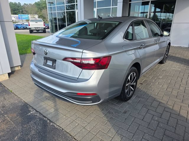Used 2024 Volkswagen Jetta S FWD image 4