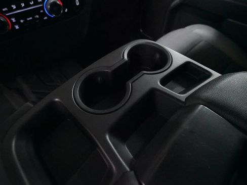 Used 2022 Chevrolet Silverado 1500 LT w/ Convenience Package II AWD/4WD image 16