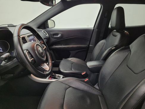 Used 2021 Jeep Compass Latitude image 17