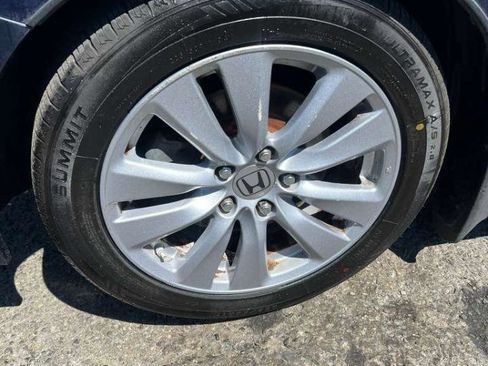 Used 2011 Honda Accord EX-L image 23