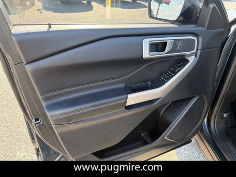 Used 2023 Ford Explorer XLT w/ Equipment Group 202A RWD image 10