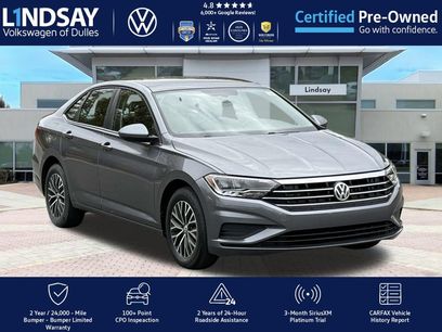 Used 2021 Volkswagen Jetta SE w/ SE Cold Weather Package