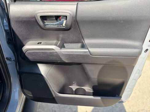 Used 2020 Toyota Tacoma TRD Sport w/ TRD Premium Sport Package image 14