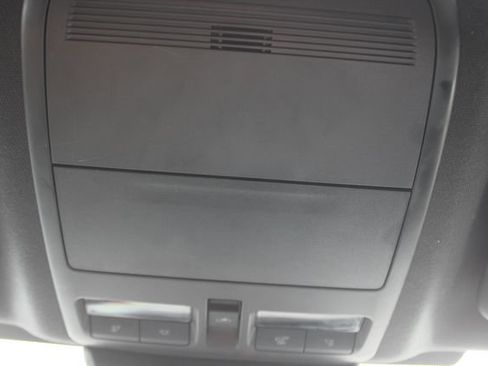 Used 2022 MAZDA MAZDA3 s image 10