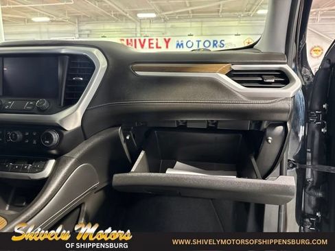 Used 2023 GMC Acadia SLE AWD/4WD image 44